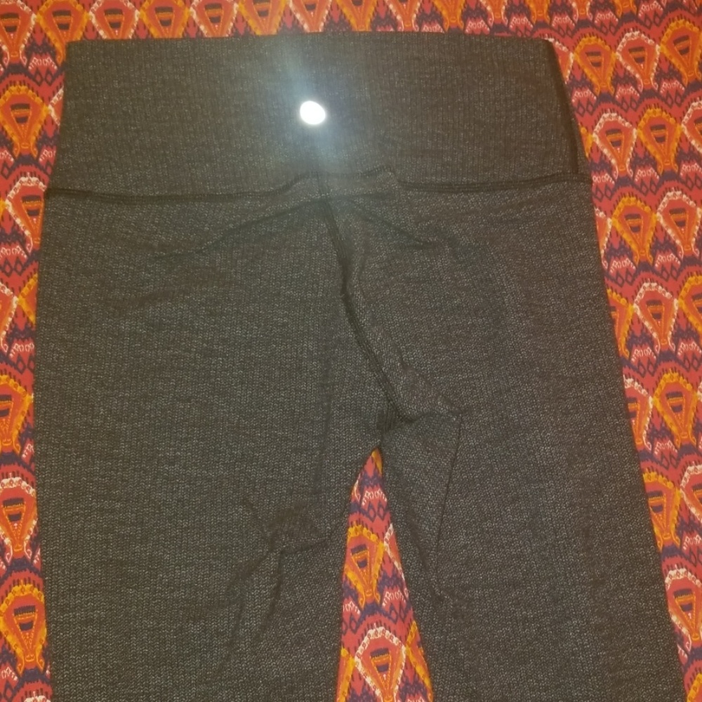 Lululemon - Picture 3 of 4
